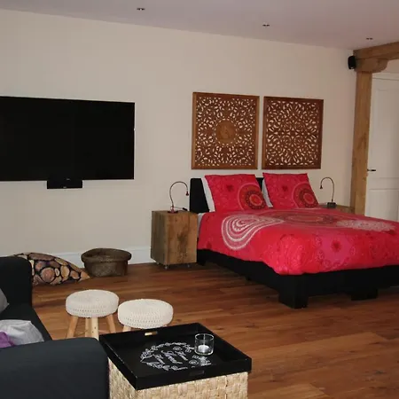 Bed & Breakfast Het Koetshuis Hazerswoude-Dorp